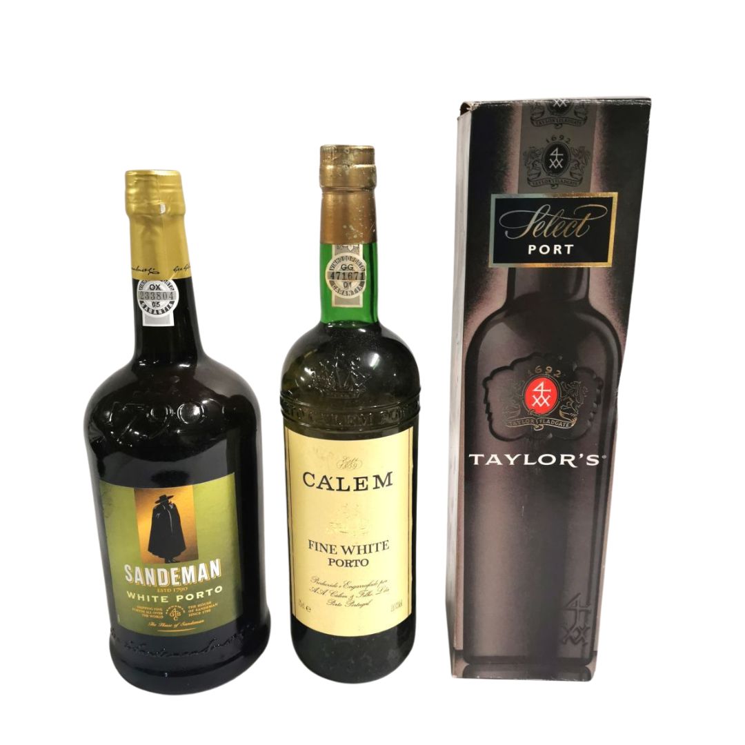 Sandemans Port Trio